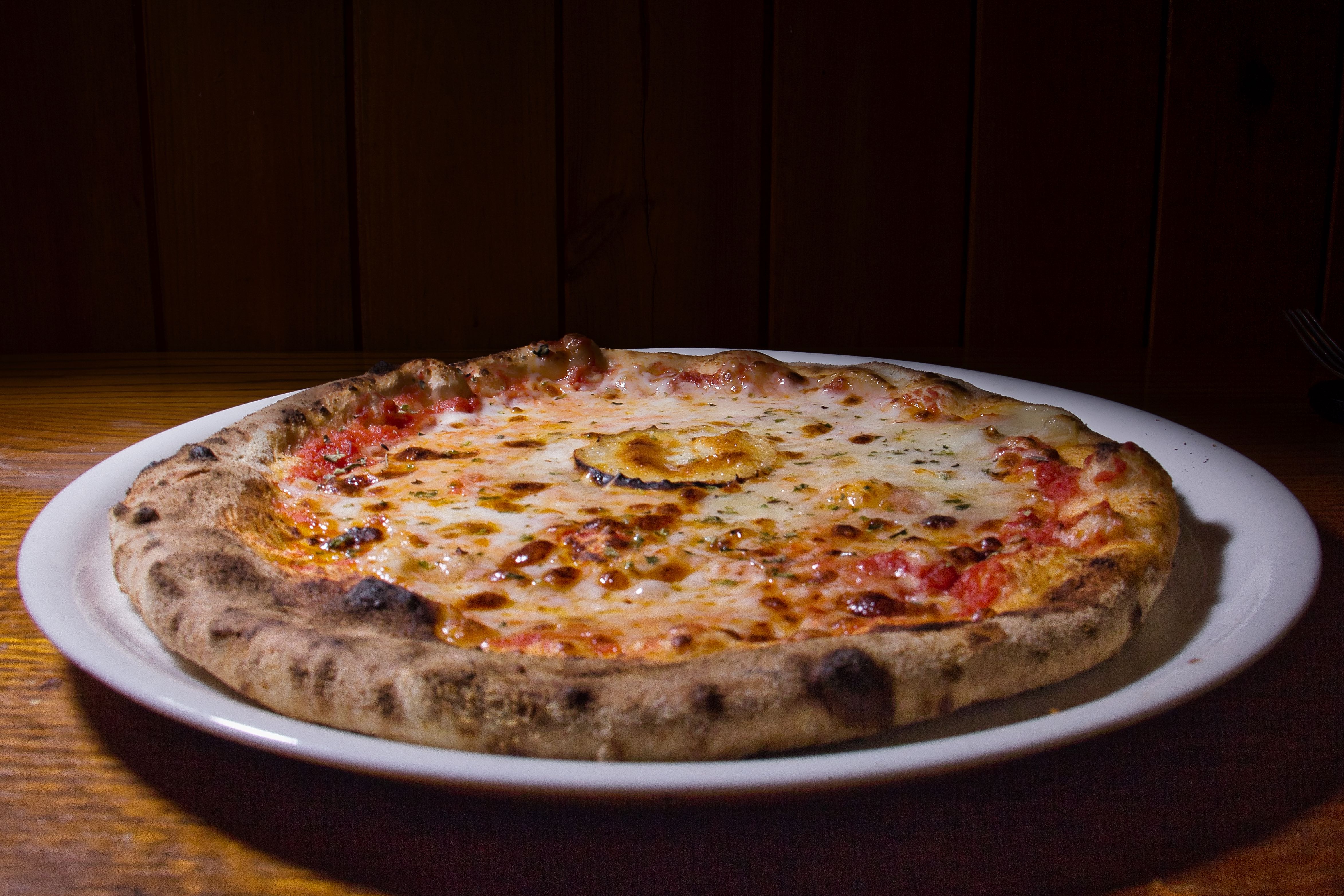 Pizza artesanal napolitana de El Club De La Pasta